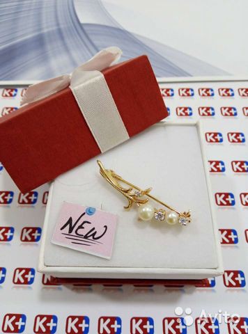 Золотая брошь 585 пробы
