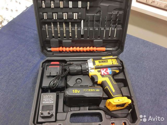 Шуруповерт dewalt 18v
